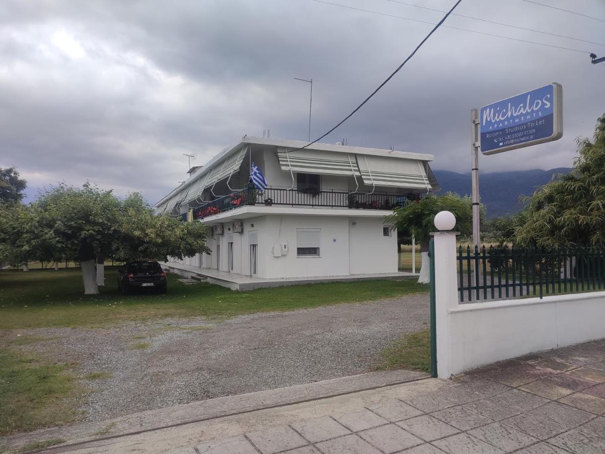 Michalos Apartments Paralía Skotínis المظهر الخارجي الصورة