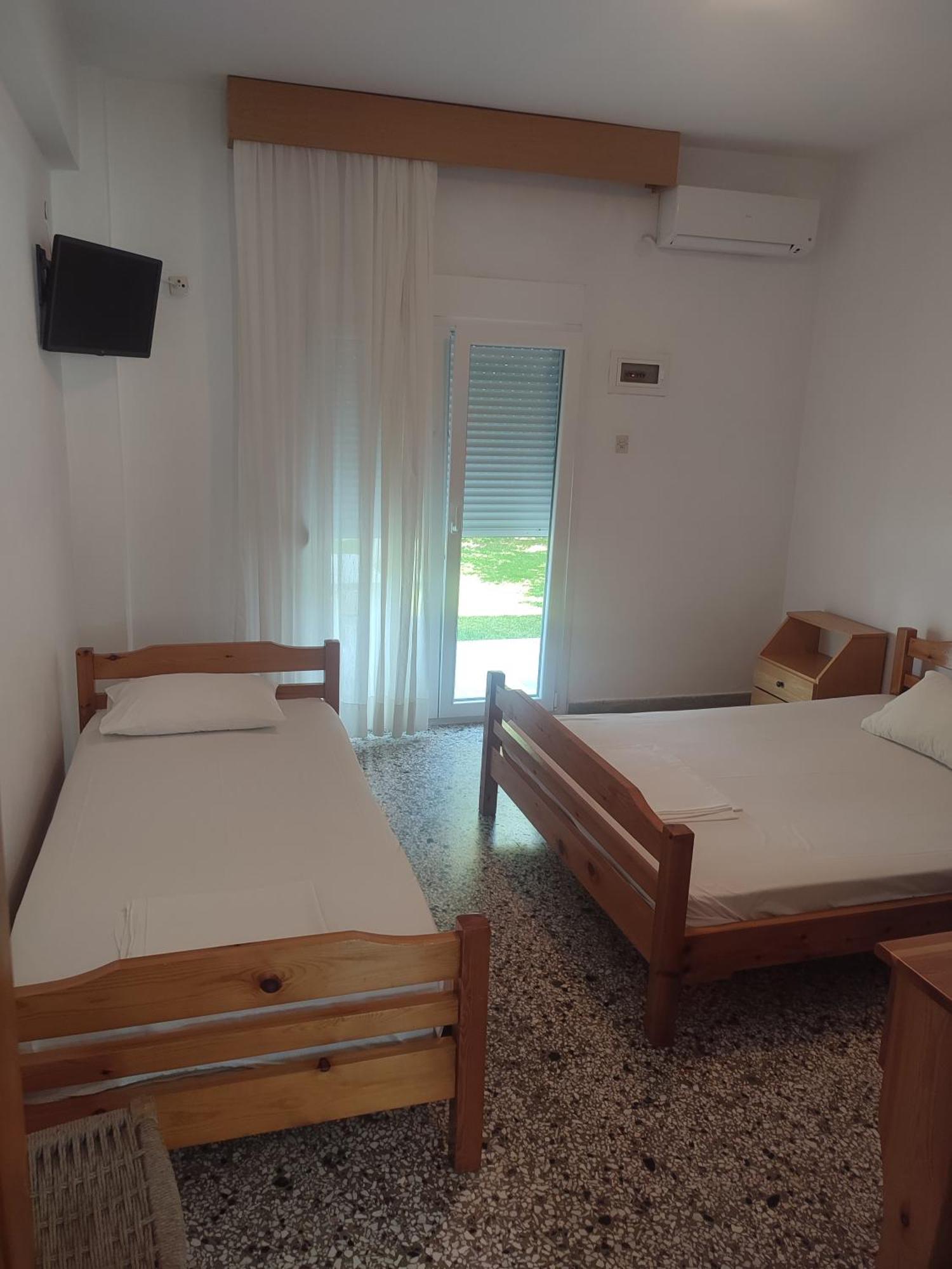 Michalos Apartments Paralía Skotínis المظهر الخارجي الصورة